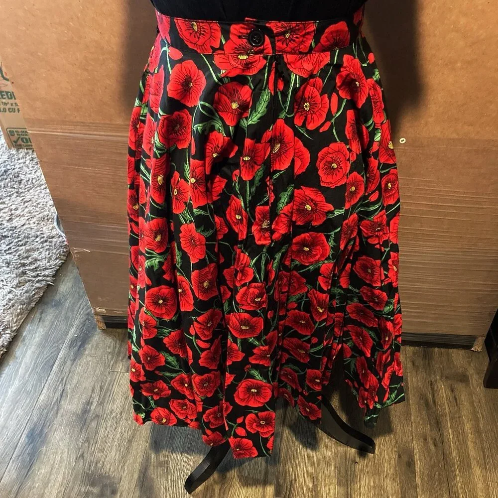 HELL BUNNY NWT Red and black floral poppy print circle skirt vintage style SMALL - Picture 14 of 14